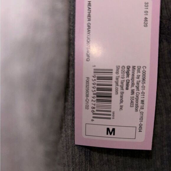 Bundle of 5 NWT Wild Fable Women’s Cropped Tank Tops | Medium Gray | V-Neck - Picture 3 of 4